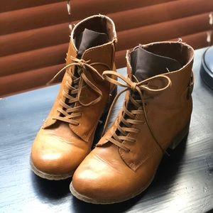 Rustic style booties